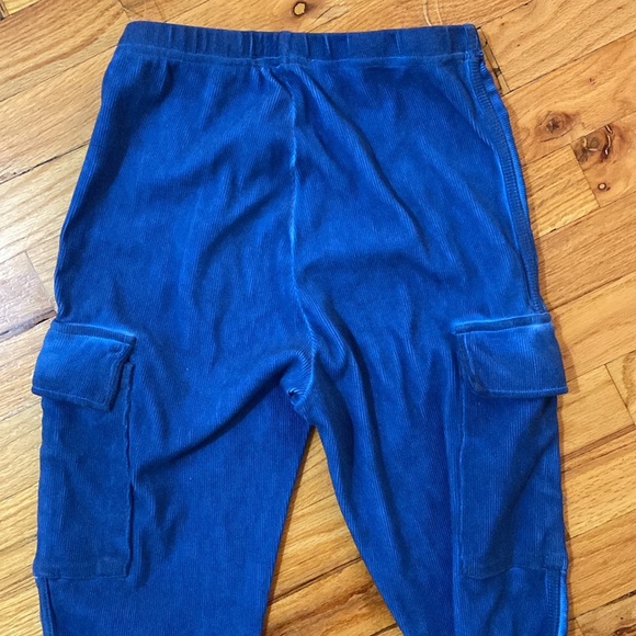 Beautiful Ribbed Set - Picture 5 of 8